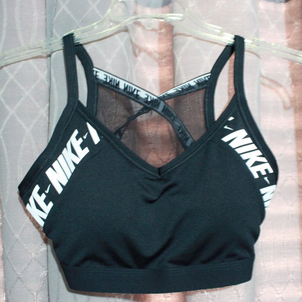 Nike Women's Mesh Backing Sports Bra Black Size Large